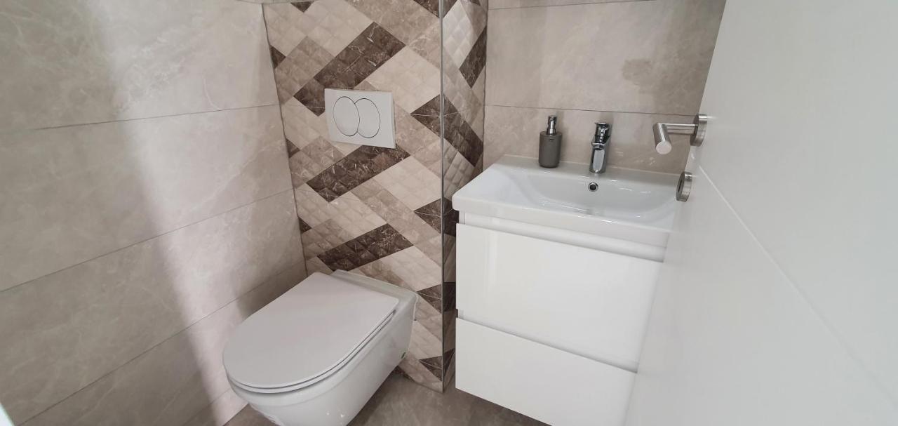 Seahorse Luxury Apartment With Pool And Sea View Novalja Zewnętrze zdjęcie